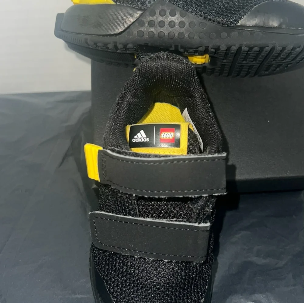 EUC Adidas Lego sports pro shoes With Box - Picture 6 of 12